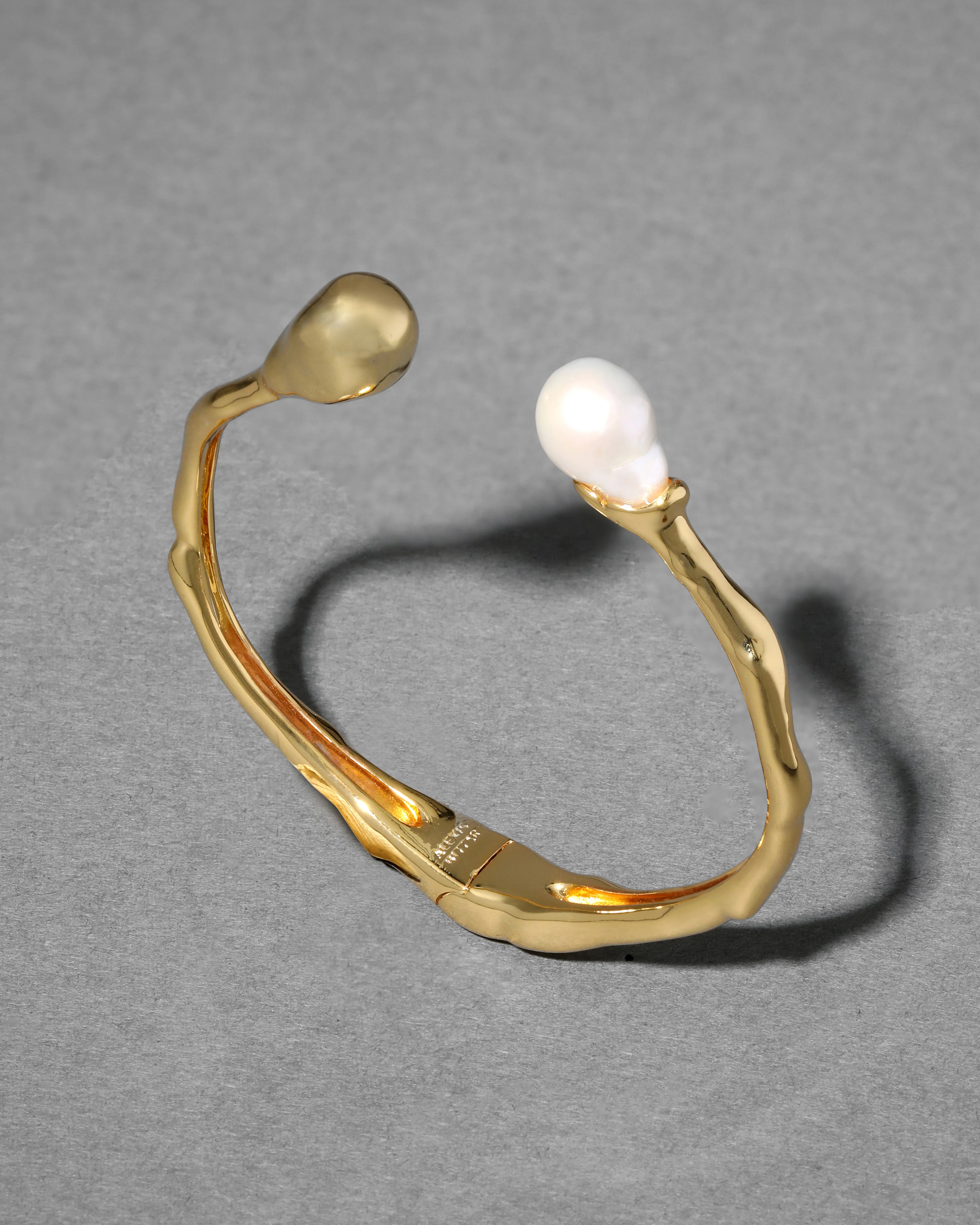 saleBRACELETS